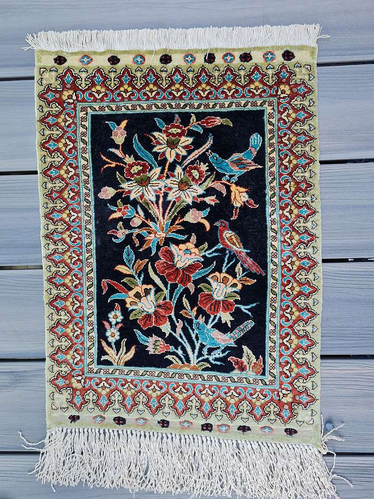 Sehr schöner " HEREKE " 70x45cm - aus berühmter Provenienz.  1AA Zustand.
