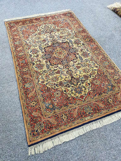 Perserteppich " TÄBRIZ Korkwolle " 220x150cm - ein super Teppich 1AA Zustand.