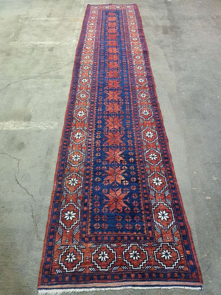 Läufer " JAKZEBIR " 300x60 cm - niedriger Flor - super fein - Pflanzenfarben