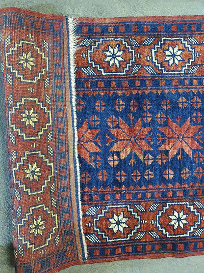 Läufer " JAKZEBIR " 300x60 cm - niedriger Flor - super fein - Pflanzenfarben
