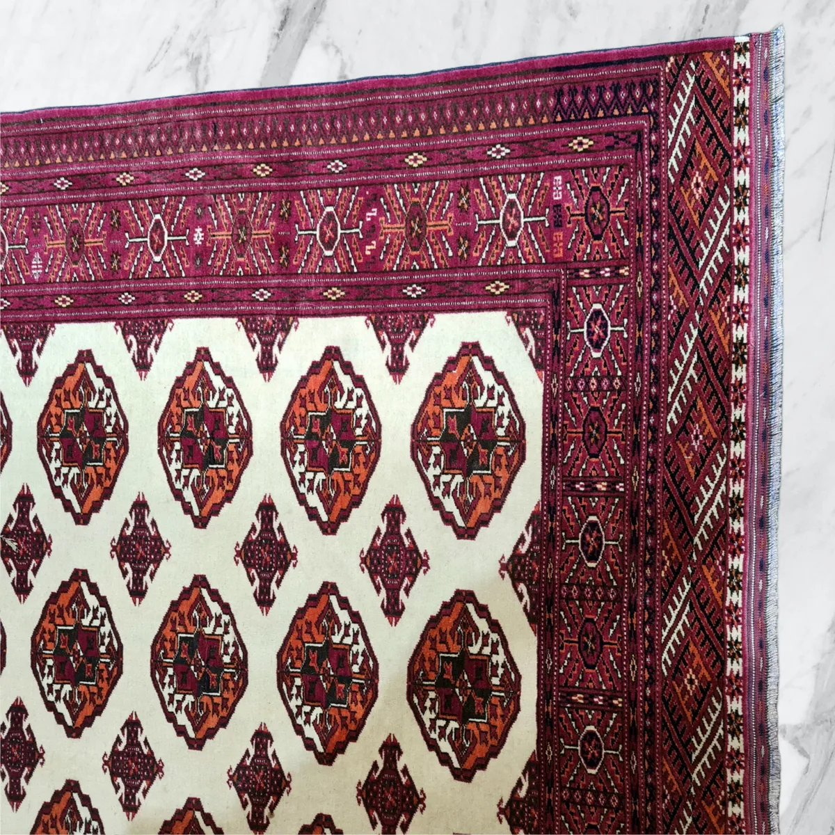 Edler TURKMEN - 200x140cm - feiner niedriger Flor - 500.000Kn