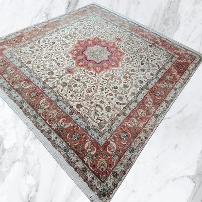 Exklusiver persischer TÄBRIZ&SEIDE - 250x260 cm - 600.000 Knoten - sehr fein