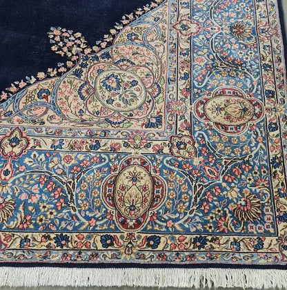 feinster " KIRMAN " 390x320cm - tiefblaues Mittelfeld - Top Zustand - sehr selten geworden